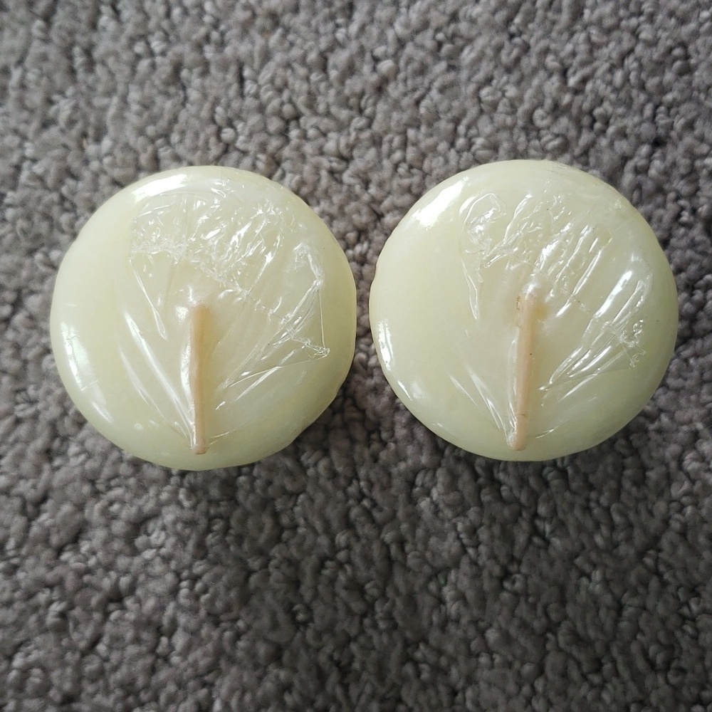 YANKEE CANDLE "PARADISE SPICE" VOTIVE CANDLES ~ RETIRED LABEL - Picture 2 of 3